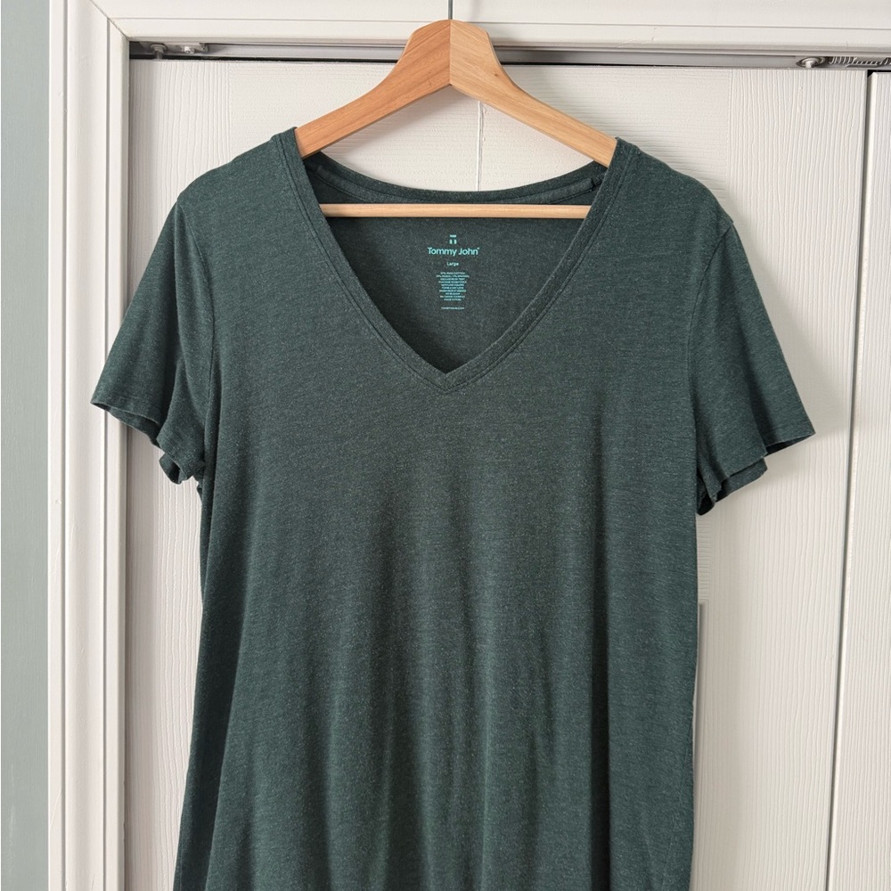 Tommy John Green V Neck Short Sleeve Tee